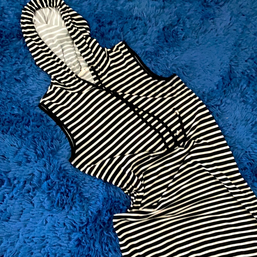 Hooded Maxi Dress Black & White stretch